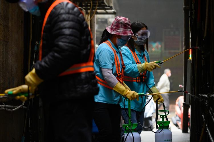 新澳门2025年开奖记录和通报环卫工自扔自捡与通报环卫工自扔自捡信息
